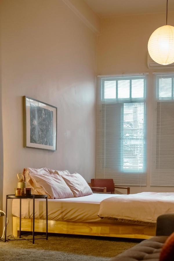 Cozy Room At The Coffee Store Charoenkrung Bangkok Bagian luar foto