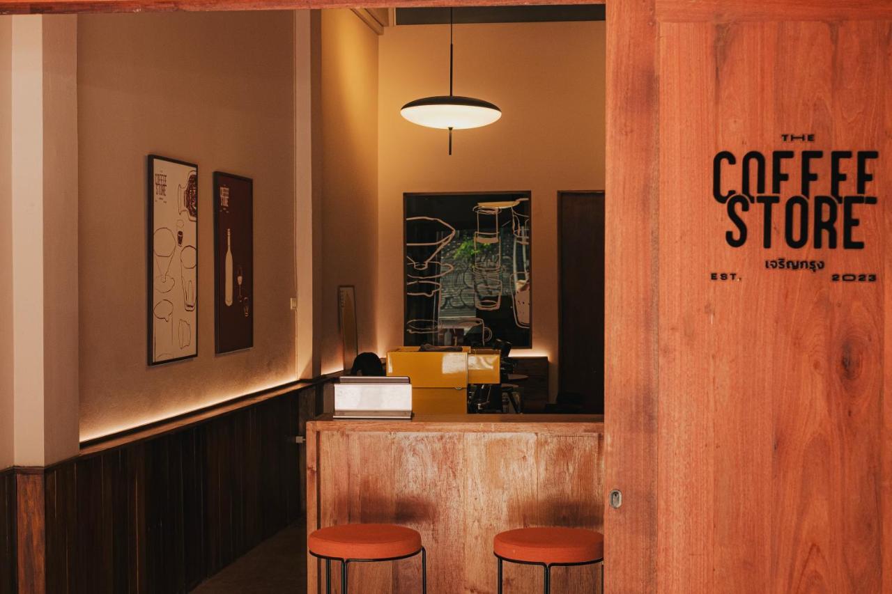 Cozy Room At The Coffee Store Charoenkrung Bangkok Bagian luar foto